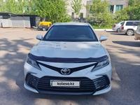 Toyota Camry 2021 года за 15 300 000 тг. в Алматы
