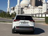 Toyota RAV4 2021 годаүшін14 600 000 тг. в Астана – фото 2