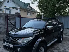 Mitsubishi L200, 2015