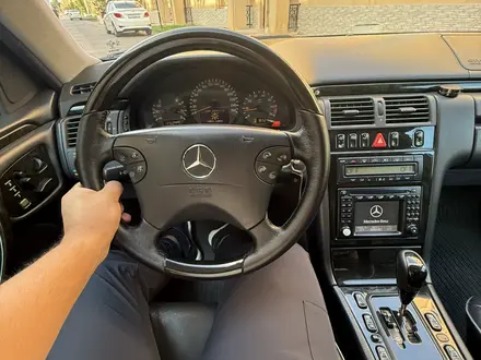 Mercedes-Benz E 320 1999 года за 5 900 000 тг. в Туркестан – фото 22