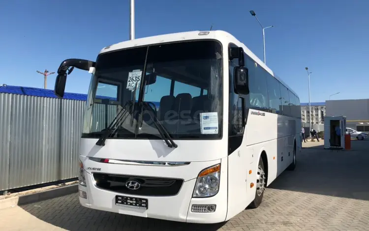 Hyundai  Universe Luxury 2022 года за 173 000 000 тг. в Атырау