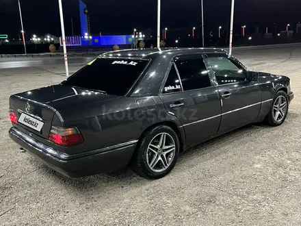 Mercedes-Benz E 280 1994 года за 2 500 000 тг. в Кызылорда – фото 14