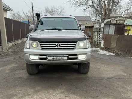 Toyota Land Cruiser Prado 2001 года за 6 200 000 тг. в Астана – фото 4