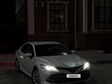 Toyota Camry 2018 годаүшін14 000 000 тг. в Жанаозен – фото 2
