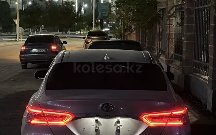 Toyota Camry 2018 года за 14 000 000 тг. в Жанаозен