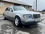 Mercedes-Benz E 280 1994 года за 3 000 000 тг. в Шымкент – фото 2