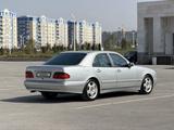 Mercedes-Benz E 320 2001 года за 6 000 000 тг. в Шымкент – фото 4