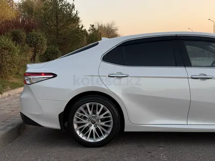 Toyota Camry 2019 года за 15 200 000 тг. в Шымкент – фото 8