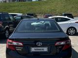 Toyota Camry 2013 года за 6 100 000 тг. в Шымкент – фото 3