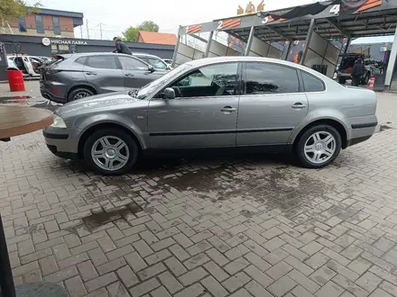 Volkswagen Passat 2002 года за 3 200 000 тг. в Алматы – фото 8