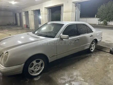 Mercedes-Benz E 280 1996 года за 5 000 000 тг. в Шымкент – фото 11