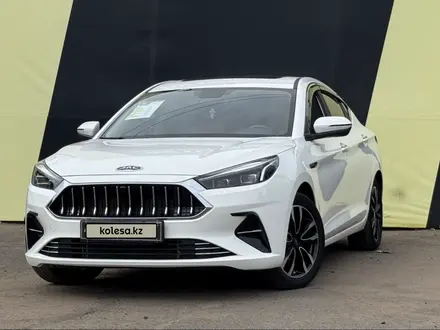 JAC J7 2023 года за 6 300 000 тг. в Павлодар