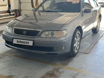 Toyota Aristo 1996 года за 2 400 000 тг. в Атырау