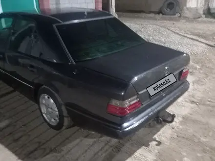 Mercedes-Benz E 230 1989 года за 1 100 000 тг. в Туркестан – фото 4