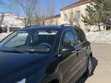 Volkswagen Tiguan 2009 года за 6 500 000 тг. в Астана – фото 2