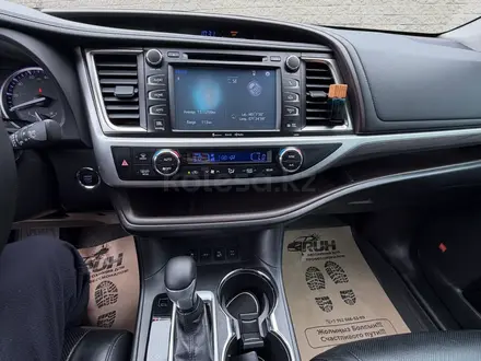 Toyota Highlander 2019 года за 18 500 000 тг. в Астана – фото 13