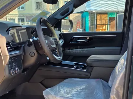 Chevrolet Tahoe 2025 года за 48 510 000 тг. в Алматы – фото 18