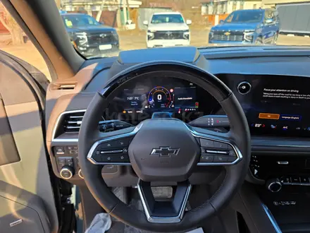 Chevrolet Tahoe 2025 года за 48 510 000 тг. в Алматы – фото 24