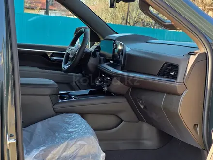 Chevrolet Tahoe 2025 года за 48 510 000 тг. в Алматы – фото 30