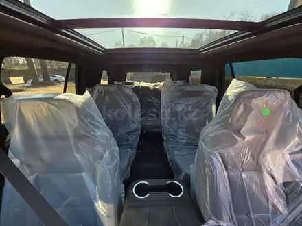Chevrolet Tahoe 2025 года за 48 510 000 тг. в Алматы – фото 36