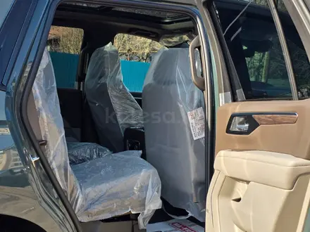 Chevrolet Tahoe 2025 года за 48 510 000 тг. в Алматы – фото 39