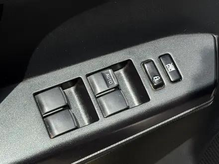 Toyota RAV4 2016 года за 10 650 000 тг. в Уральск – фото 11