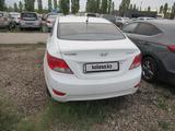 Hyundai Accent 2013 года за 2 562 000 тг. в Актобе – фото 2