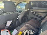 Geely Emgrand X7 2015 года за 3 950 000 тг. в Уральск – фото 4