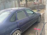 Opel Vectra 1996 года за 650 000 тг. в Караганда – фото 5