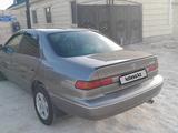 Toyota Camry 1998 годаүшін3 400 000 тг. в Жанаозен – фото 3