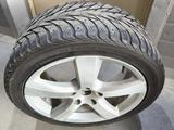 Диски Volkswagen Touareg с шинами за 360 000 тг. в Алматы – фото 4