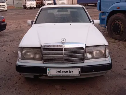 Mercedes-Benz E 200 1991 года за 2 000 000 тг. в Павлодар – фото 2