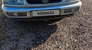 Volkswagen Passat 1995 года за 700 000 тг. в Астана