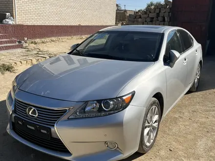 Lexus ES 300h 2013 года за 8 500 000 тг. в Актау – фото 2