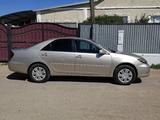 Toyota Camry 2002 годаүшін4 200 000 тг. в Сатпаев – фото 2