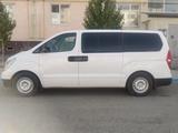 Hyundai H-1 2011 года за 6 500 000 тг. в Атырау – фото 2
