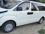 Hyundai H-1 2011 года за 6 500 000 тг. в Атырау