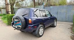 Toyota RAV4 1998 года за 3 900 000 тг. в Алматы – фото 5