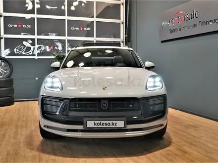 Porsche Macan 2024 года за 54 000 000 тг. в Алматы