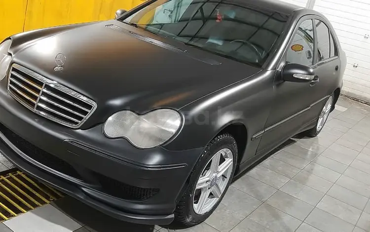 Бампер AMG для W203 Mercedes Benz C Classүшін65 000 тг. в Алматы