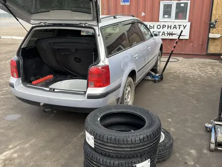 Volkswagen Passat 1998 года за 2 800 000 тг. в Костанай – фото 2
