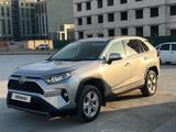 Toyota RAV4 2022 годаүшін18 000 000 тг. в Актау