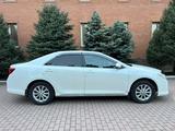 Toyota Camry 2014 года за 10 300 000 тг. в Алматы – фото 4