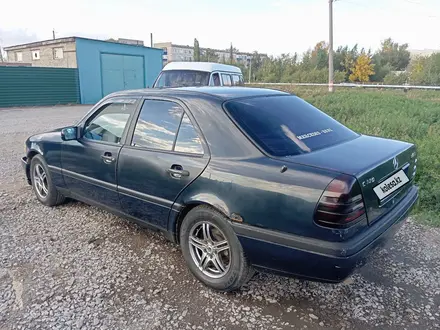 Mercedes-Benz C 220 1994 года за 1 500 000 тг. в Качар – фото 2