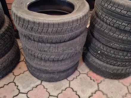 Шины зимние размер 195/65 R15 за 25 000 тг. в Талдыкорган