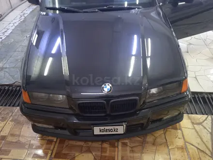 BMW 320 1991 года за 2 600 000 тг. в Астана – фото 2