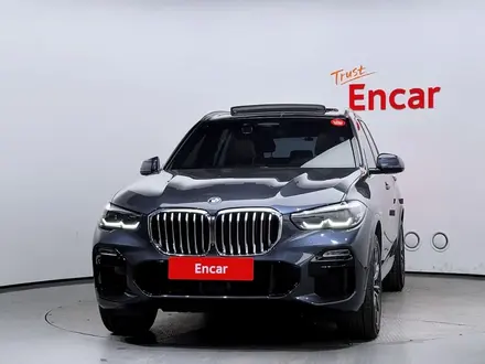 BMW X5 2020 года за 28 000 000 тг. в Алматы – фото 3