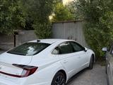 Hyundai Sonata 2023 годаүшін13 000 000 тг. в Шаульдер – фото 2