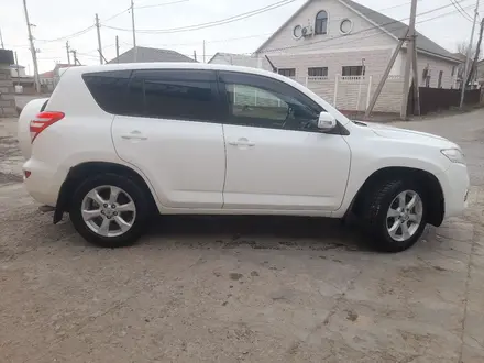 Toyota RAV4 2011 года за 7 400 000 тг. в Атырау – фото 6