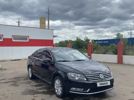 Volkswagen Passat 2013 года за 5 000 000 тг. в Костанай – фото 16